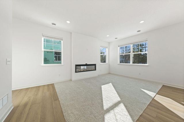 11052 203rd Street W, Lakeville, MN 55044