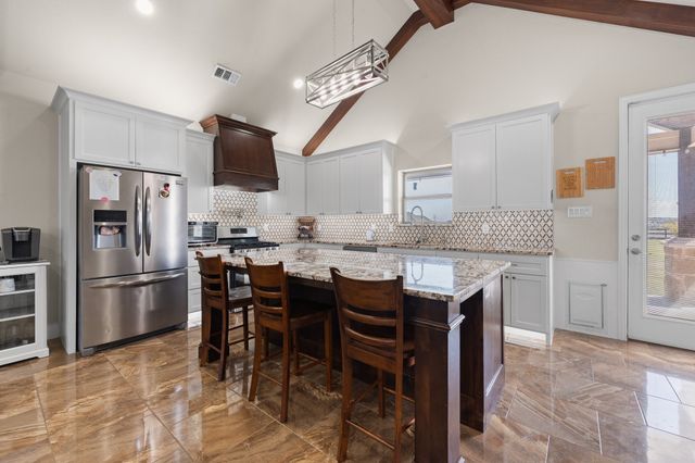 6012 Berry Ridge Lane, Joshua, TX 76058