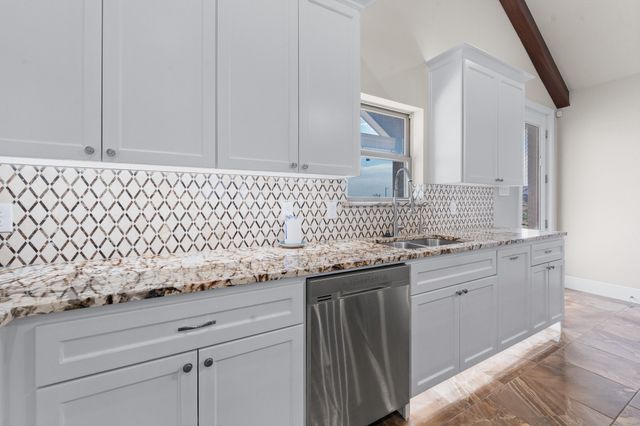 6012 Berry Ridge Lane, Joshua, TX 76058