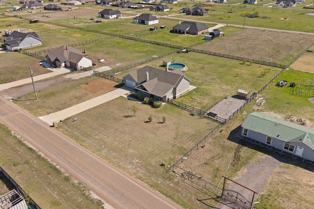 6012 Berry Ridge Lane, Joshua, TX 76058