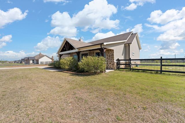 6012 Berry Ridge Lane, Joshua, TX 76058