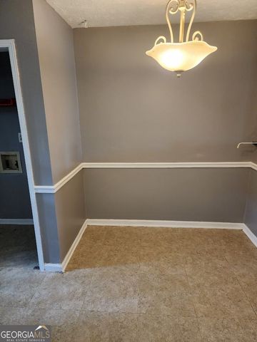 15 Home Place Drive NW, Cartersville, GA 30121