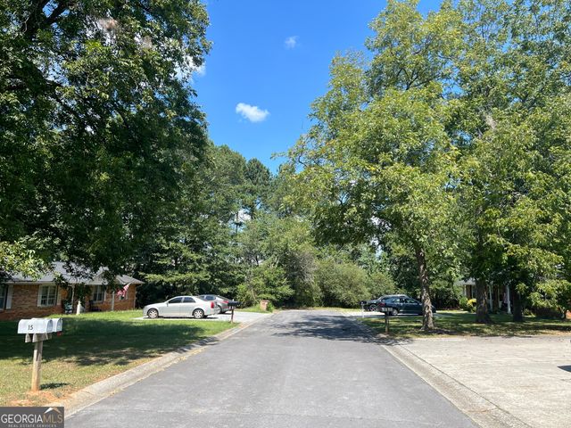 15 Home Place Drive NW, Cartersville, GA 30121
