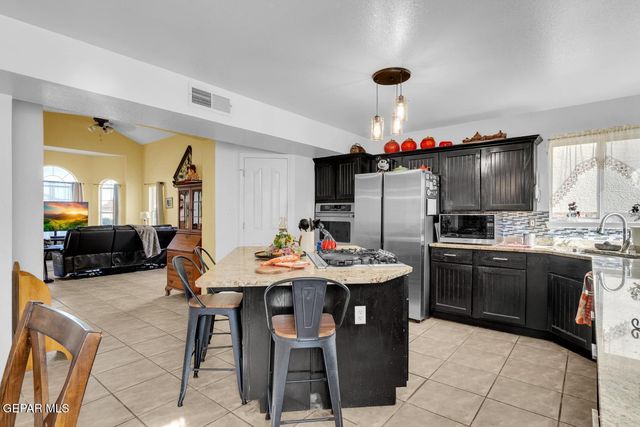 14264 Desert Sage Drive, Horizon City, TX 79928