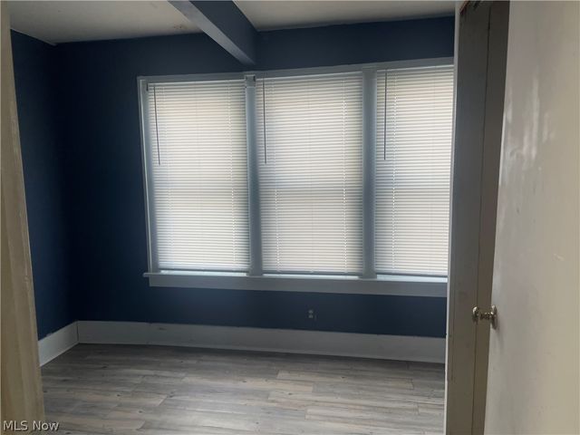 1365 East Avenue, Akron, OH 44307