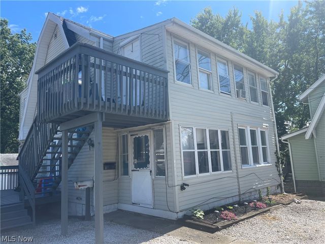 1365 East Avenue, Akron, OH 44307