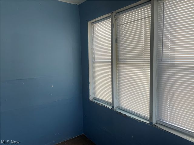 1365 East Avenue, Akron, OH 44307