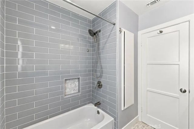 6113 Henrilee Street, Lakewood, CA 90713