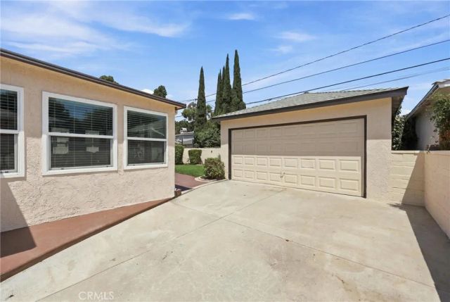 6113 Henrilee Street, Lakewood, CA 90713