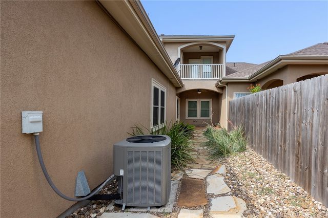 6934 Wooldridge R-5, Corpus Christi, TX 78414