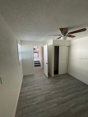 625 16TH AVENUE S B, St Petersburg, FL 33701