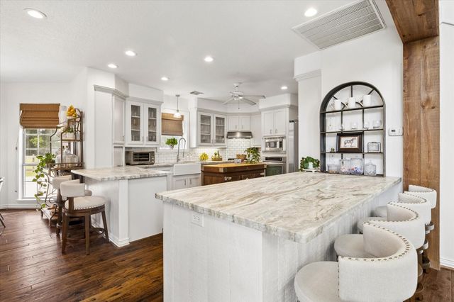 6819 Still Meadow Street, Spring, TX 77389