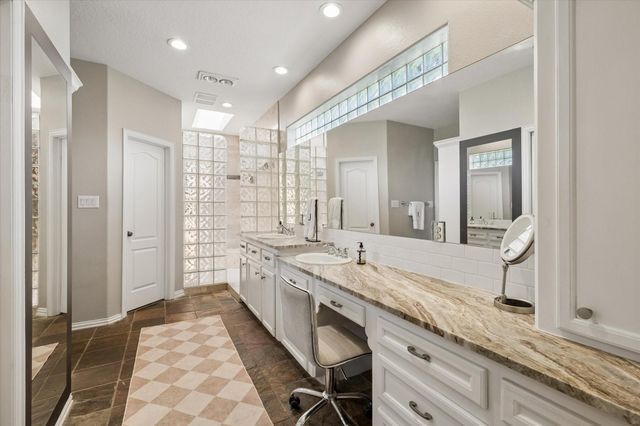 6819 Still Meadow Street, Spring, TX 77389