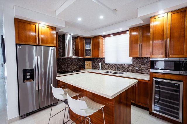 PR 152 KM 7.5 CERRÓ FARALLÓN, Barranquitas, PR 00794