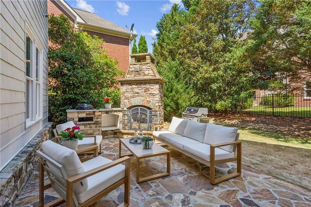 3061 Haynes Trail, Alpharetta, GA 30022
