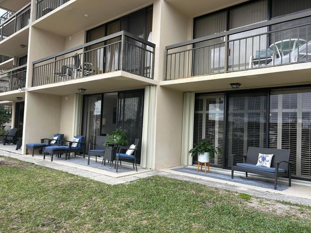 2601 Marina Isle Way 105, Jupiter, FL 33477