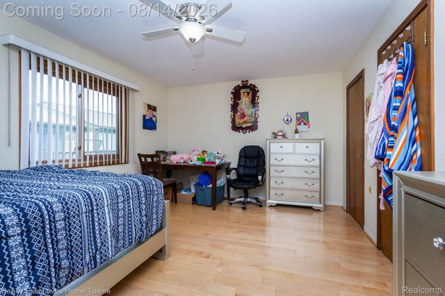 29573 Red Oak Drive 62, Warren, MI 48092
