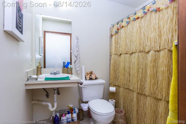 29573 Red Oak Drive 62, Warren, MI 48092
