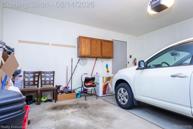 29573 Red Oak Drive 62, Warren, MI 48092