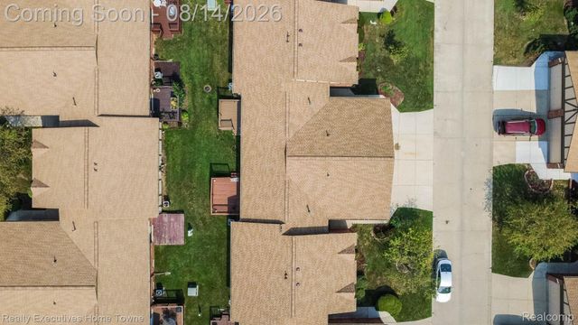 29573 Red Oak Drive 62, Warren, MI 48092