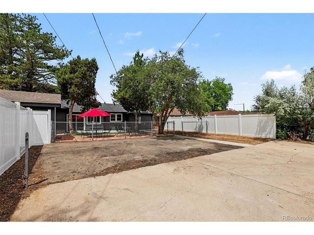 1970 Quebec St, Denver, CO 80220