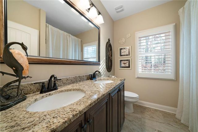 140 Robert Drive, Ellijay, GA 30536