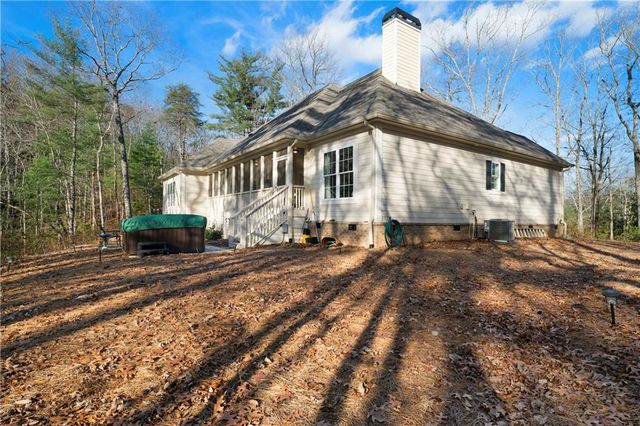 140 Robert Drive, Ellijay, GA 30536