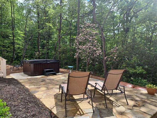 140 Robert Drive, Ellijay, GA 30536