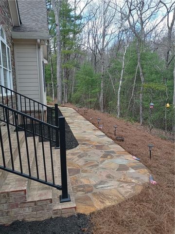 140 Robert Drive, Ellijay, GA 30536