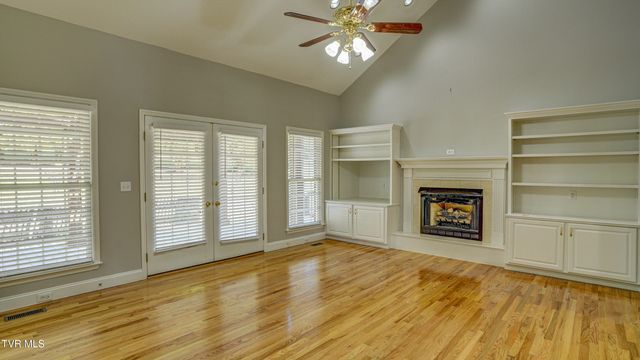 1036 Fiddlers Way, Kingsport, TN 37664