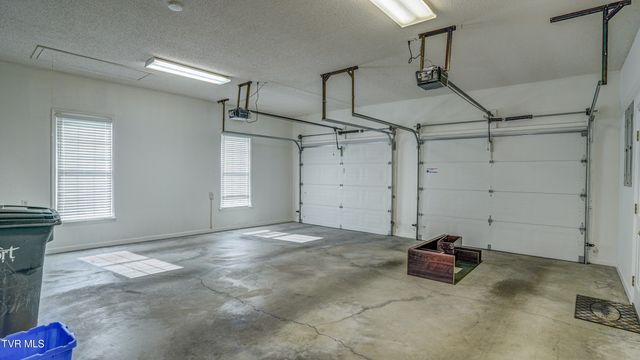 1036 Fiddlers Way, Kingsport, TN 37664