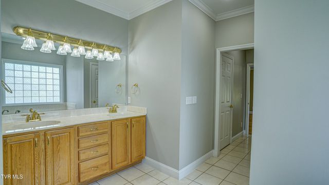 1036 Fiddlers Way, Kingsport, TN 37664