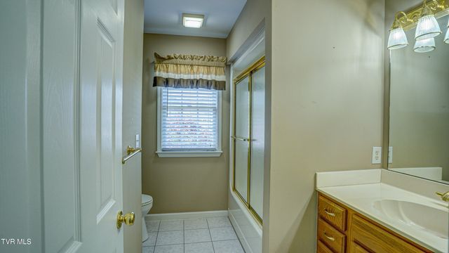 1036 Fiddlers Way, Kingsport, TN 37664