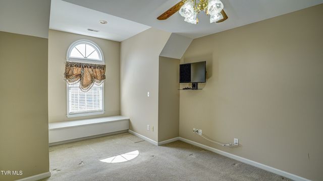 1036 Fiddlers Way, Kingsport, TN 37664