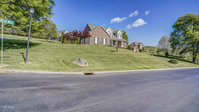 1036 Fiddlers Way, Kingsport, TN 37664