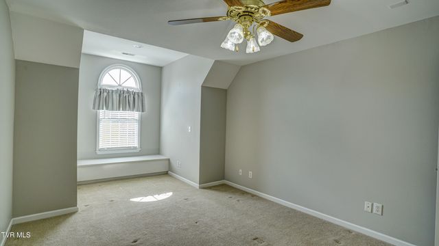 1036 Fiddlers Way, Kingsport, TN 37664