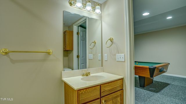 1036 Fiddlers Way, Kingsport, TN 37664