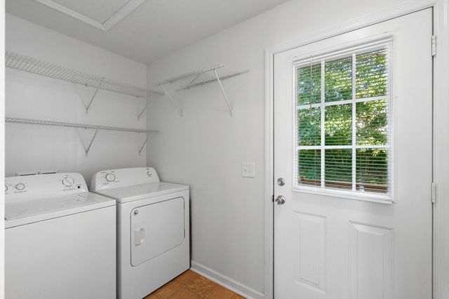 1529 Joanne Cir, Lewisburg, TN 37091