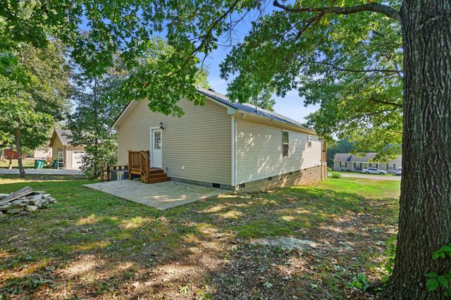 1529 Joanne Cir, Lewisburg, TN 37091