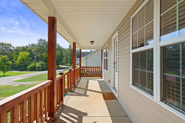 1529 Joanne Cir, Lewisburg, TN 37091