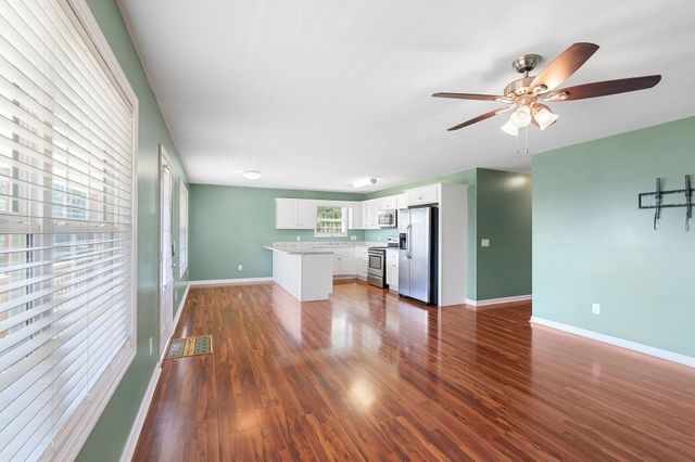 1529 Joanne Cir, Lewisburg, TN 37091