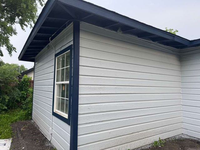821 Travis Street, Garland, TX 75040