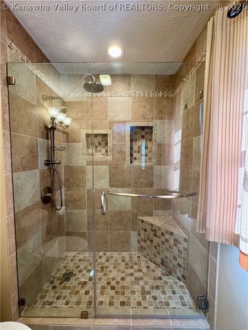 235 Chestnut Street, Eleanor, WV 25070