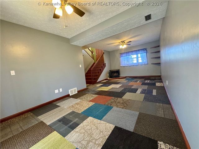 235 Chestnut Street, Eleanor, WV 25070