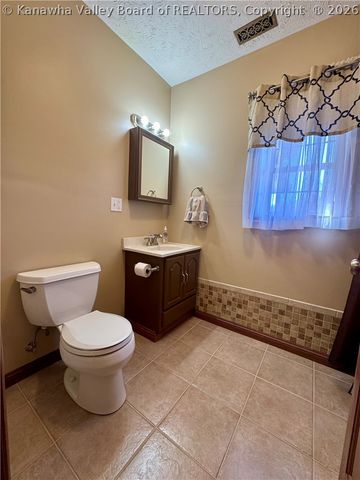 235 Chestnut Street, Eleanor, WV 25070