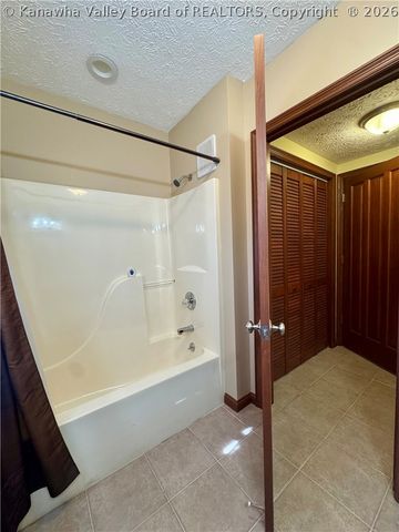 235 Chestnut Street, Eleanor, WV 25070