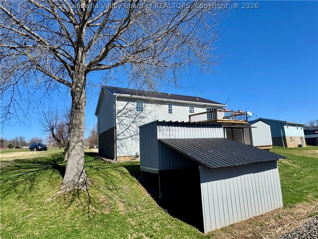 235 Chestnut Street, Eleanor, WV 25070