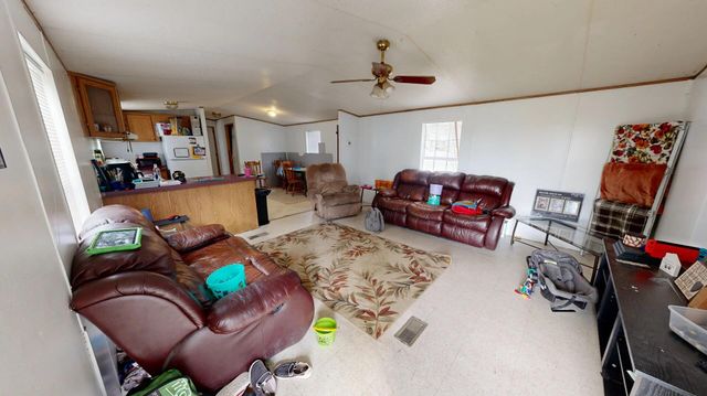 313 N Frazier St, Dequincy, LA 70633