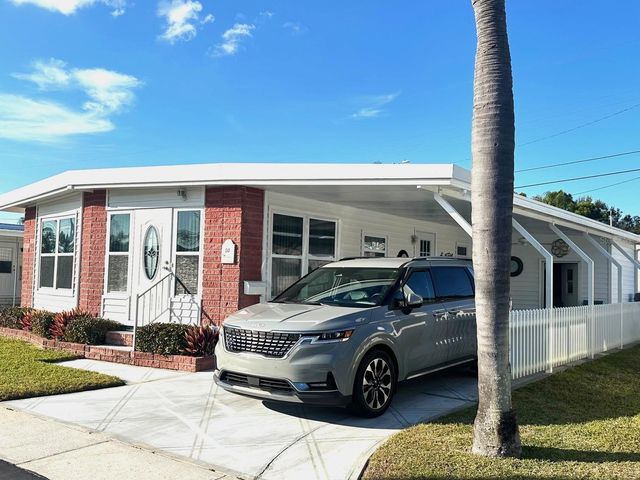 2000 E BAY DRIVE 30, Largo, FL 33771