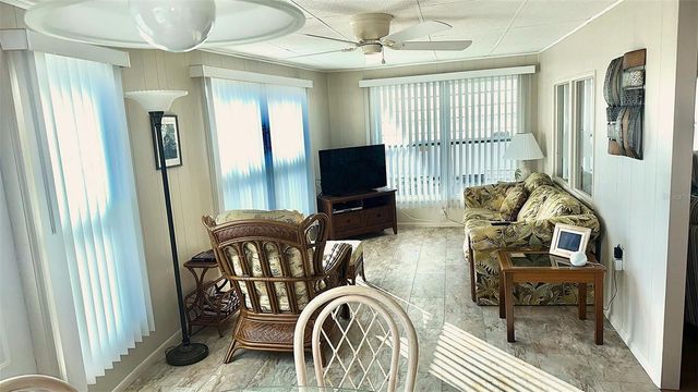 2000 E BAY DRIVE 30, Largo, FL 33771